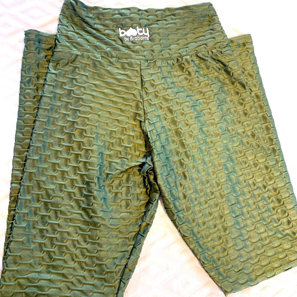 Booty by Brabants chrome leggings in sage green